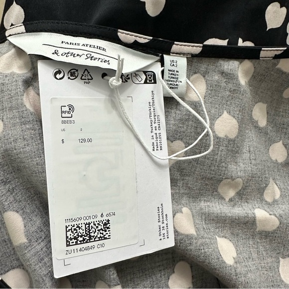 & Other Stories Fitted Puff Sleeve Mini Dress White Heart Print Black SZ 2 NWT - Picture 2 of 6